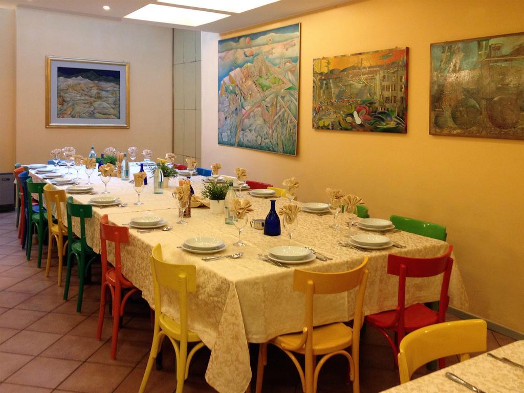 Albergo Ristorante Corsini Pavullo nel Frignano Zewnętrze zdjęcie